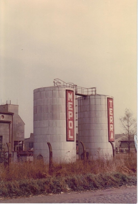 /ram/Mazutové nádrže - r. 1974 /ram/Mazutové nádrže - r. 1974